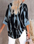 Telyra - Blouse Met Hoge Kraag Irregulier Print