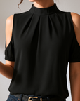 Evelia - Zwarte geplooide blouse met open mouwen