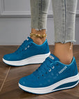 Brelina - Dames sneakers met plateauzool en veters van synthetisch leer voor dagelijks comfort