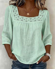 Myzaria - Damesblouse met vierkante halslijn en elegante kant