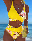 Bikini met contrasterend bloemenpatroon – verdeeld ontwerp