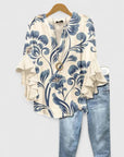 Myravelle - Damesblouse met bohemien print en elegante volantmouwen