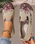 Arixa - Ademend Comfortabele Schoenen met Geborduurde Bloem