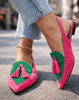 Nexoria - Elegante bicolor damesmules met trendy pompons