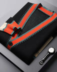 Norbert - Gebreide V-hals Vest met Contrasterende Details