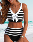 Laluna® Gestreepte bikini met hoge taille – flatterende taille, tijdloze streepjeslook