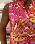 Ilira - Elegante jurk met V-hals