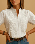 Tylarisse - Elegante witte blouse voor dames met verfijnde bloemenborduursels