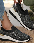 Azelisse - Dames instappers met strass en plateauzool