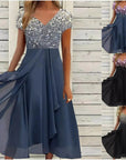 Halina - Elegante zomerjurk met V-Hals en unieke print