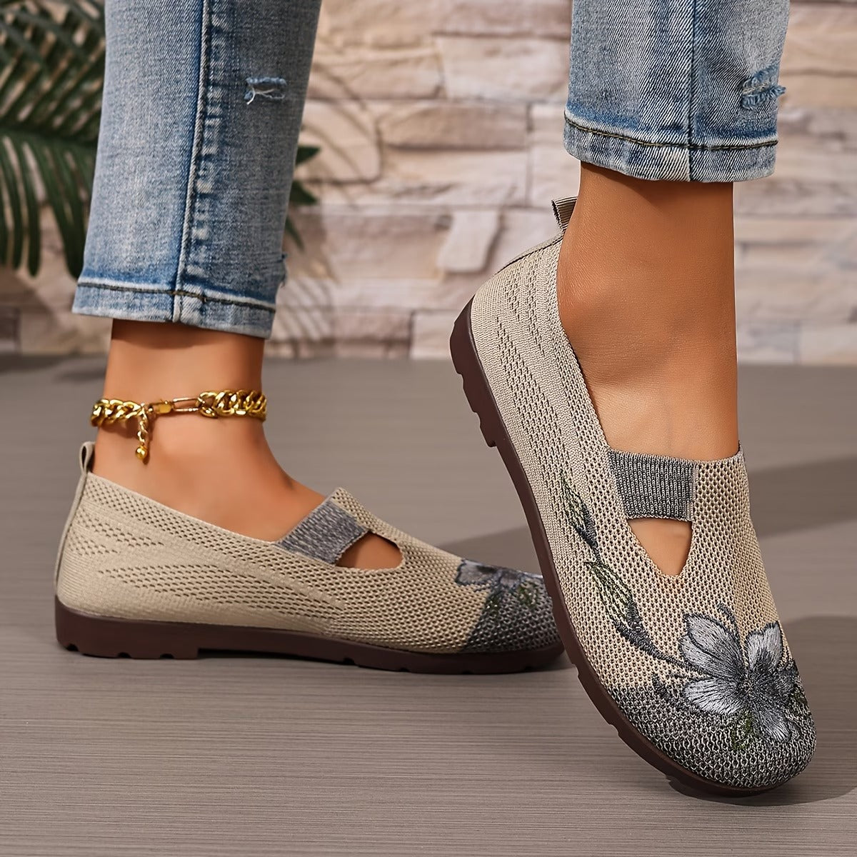 Arixa - Ademend Comfortabele Schoenen met Geborduurde Bloem