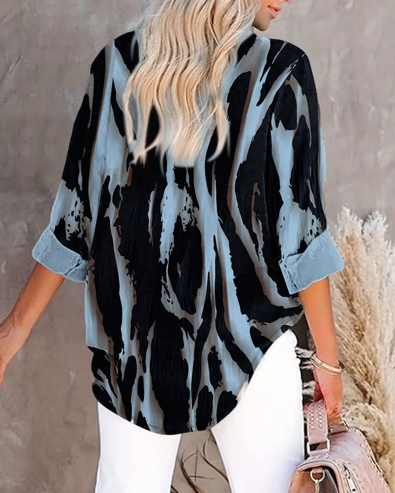 Telyra - Blouse Met Hoge Kraag Irregulier Print