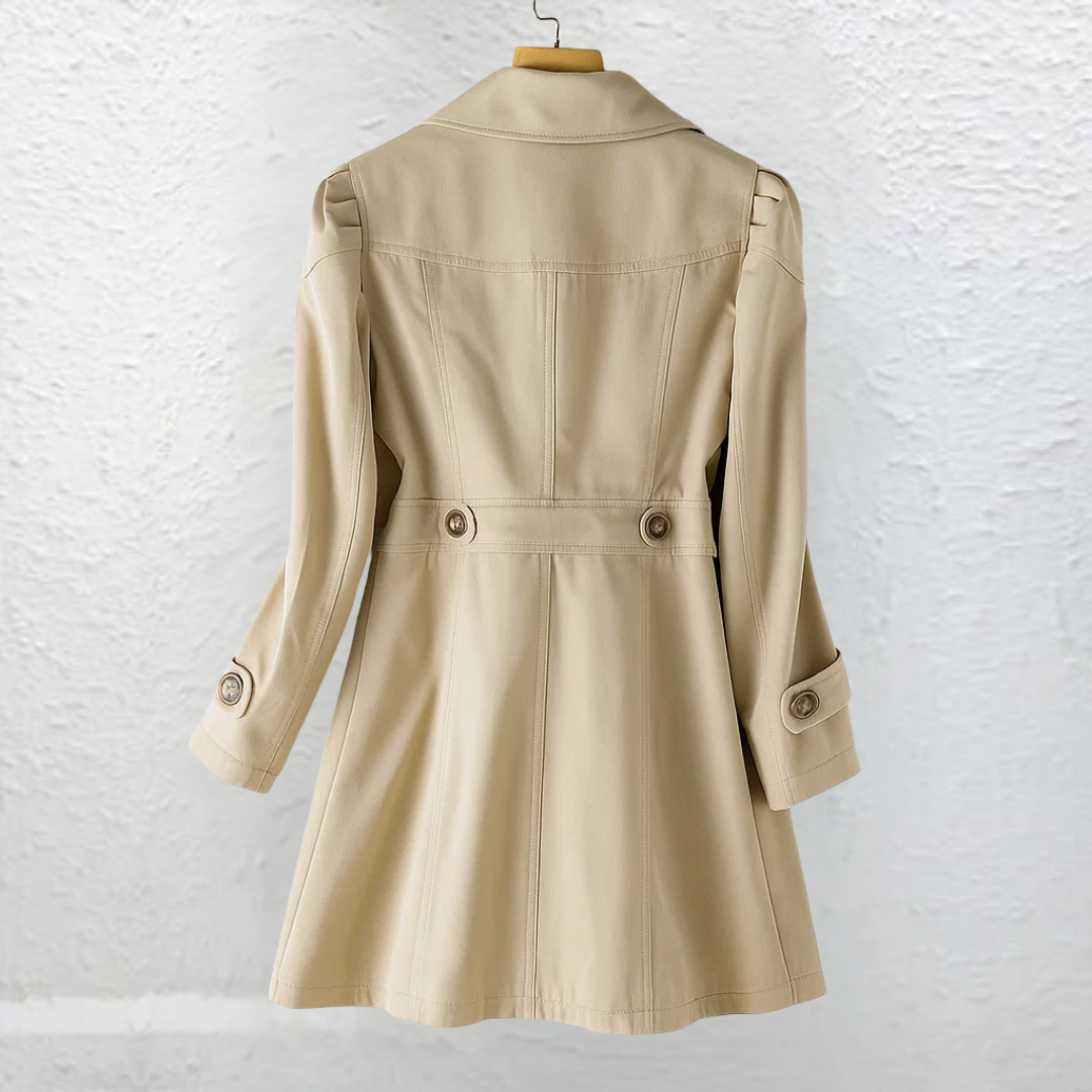Gavryxa - Vrouwelijke vintage trenchcoat met getailleerde snit voor het midden van het seizoen