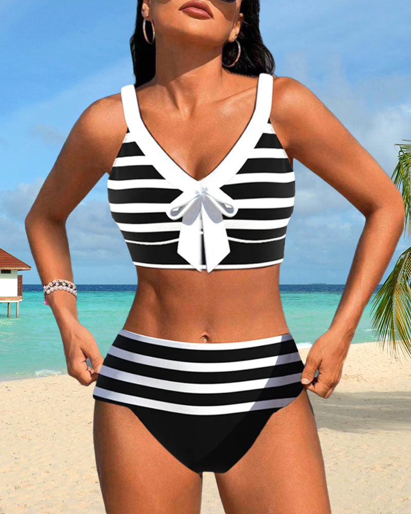 Laluna® Gestreepte bikini met hoge taille – flatterende taille, tijdloze streepjeslook