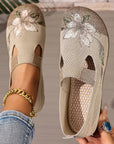 Arixa - Ademend Comfortabele Schoenen met Geborduurde Bloem