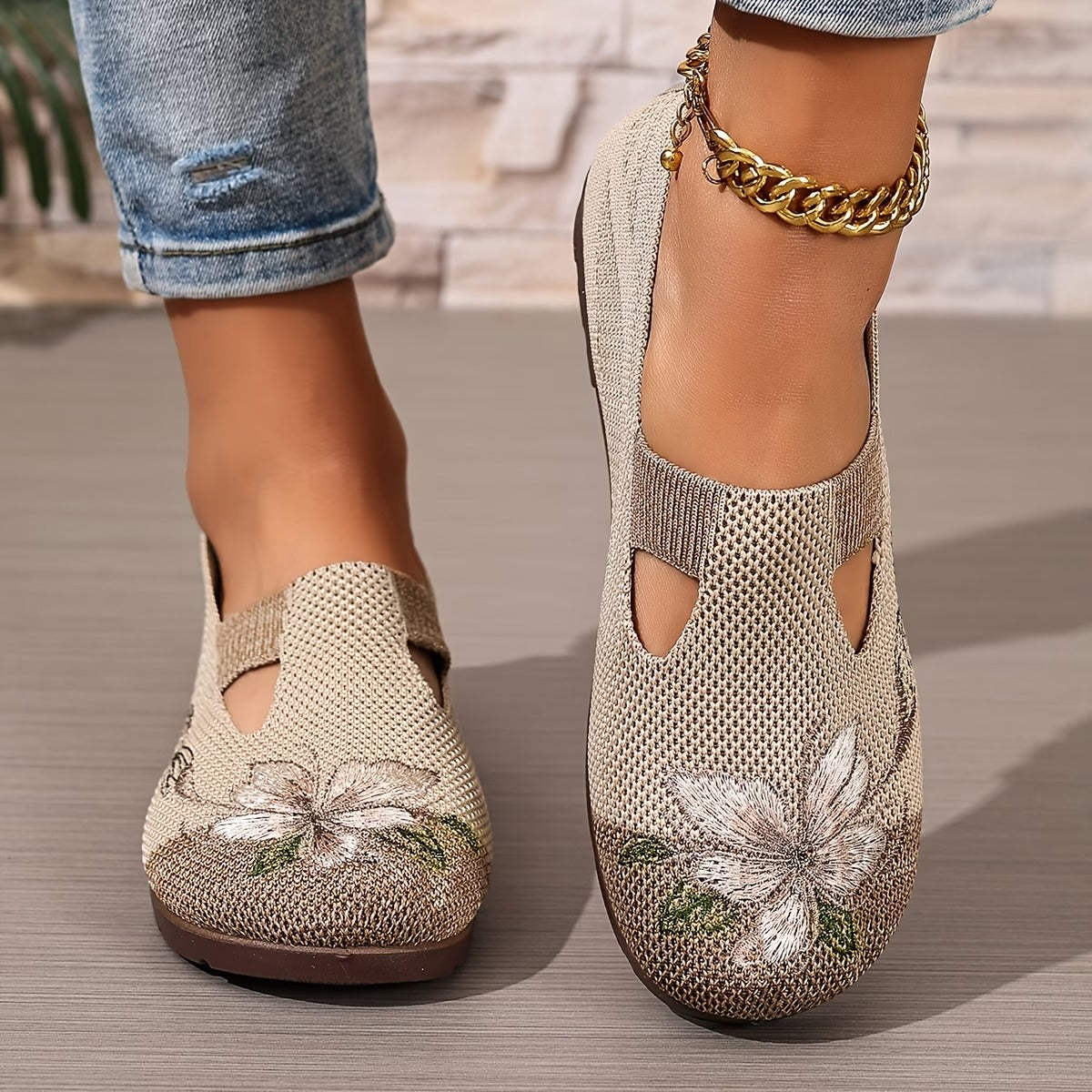 Arixa - Ademend Comfortabele Schoenen met Geborduurde Bloem