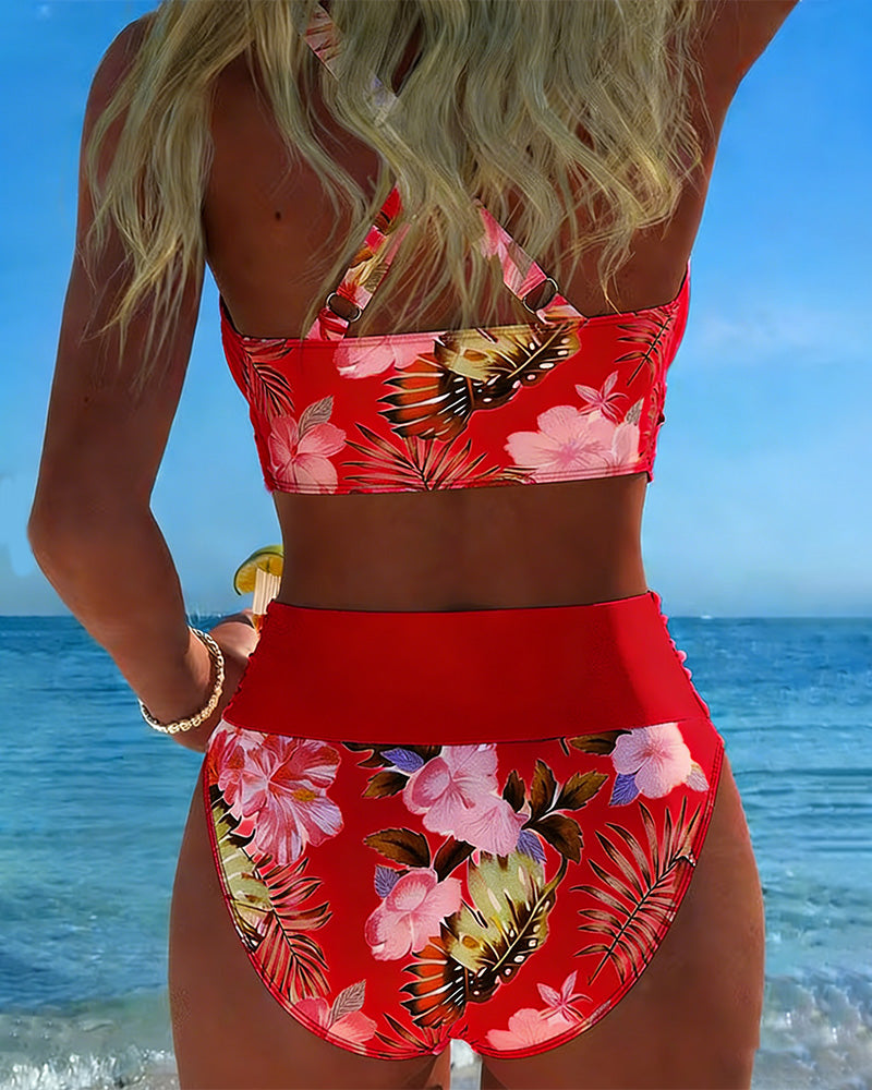 Bikini met contrasterend bloemenpatroon – verdeeld ontwerp