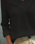 Melyra - Elegante Top met Asymmetrische V-Hals