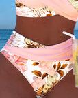 Bikini met contrasterend bloemenpatroon – verdeeld ontwerp