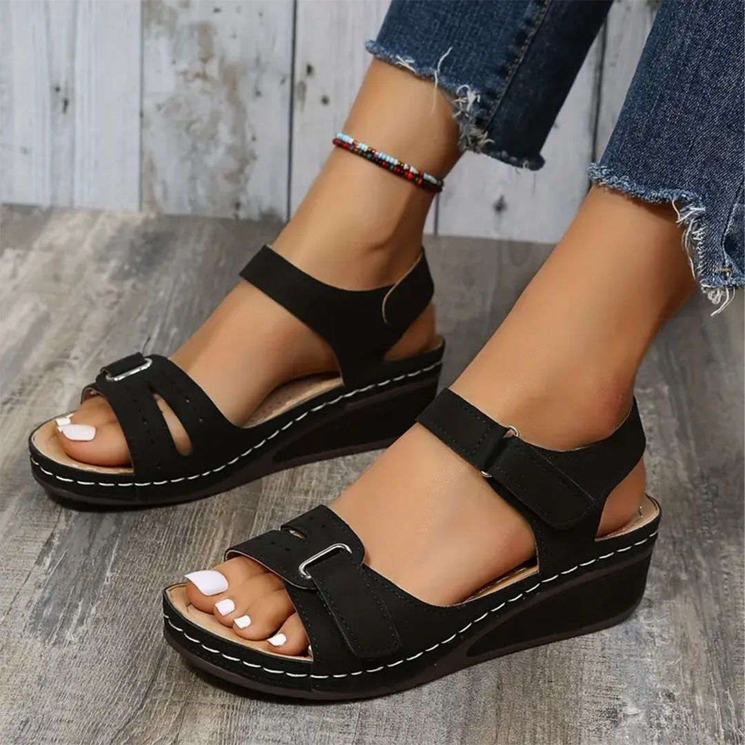Nolwenn - Comfortabele en elegante sport sleehakken
