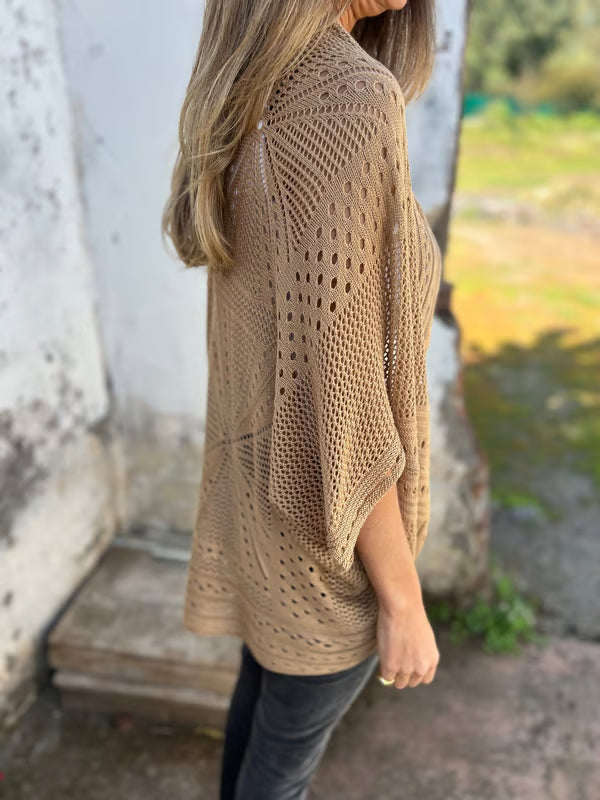 Alithia - licht vestje met halve mouwen