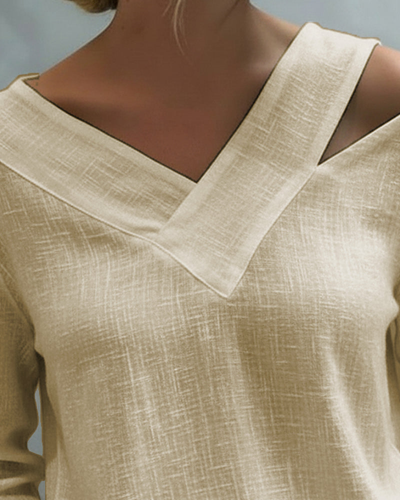 Melyra - Elegante Top met Asymmetrische V-Hals