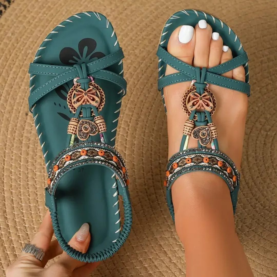Hovira - Comfortabele Boheemse Platte Sandalen in Ibiza Chic Stijl