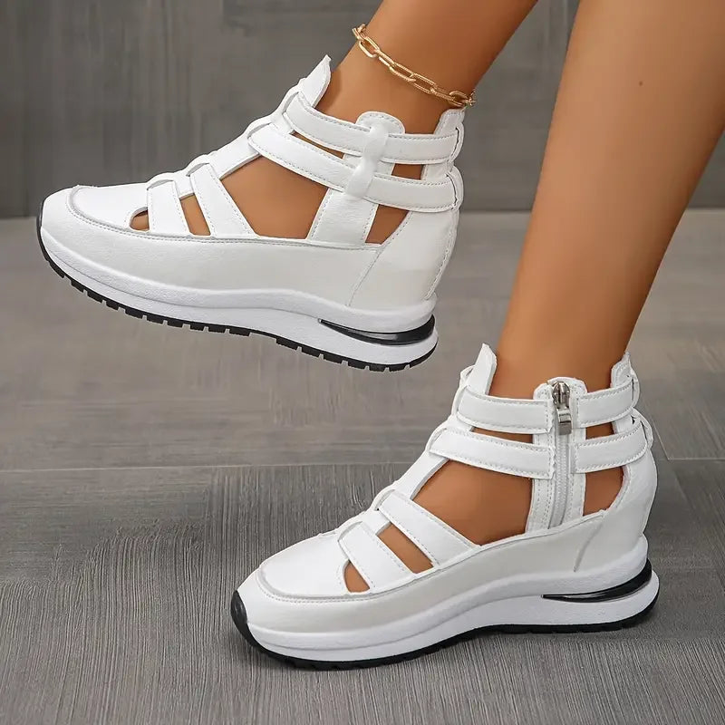 Romina - Elegante en lichtgewicht sandalen met sleehakken