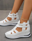 Romina - Elegante en lichtgewicht sandalen met sleehakken