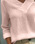 Melyra - Elegante Top met Asymmetrische V-Hals