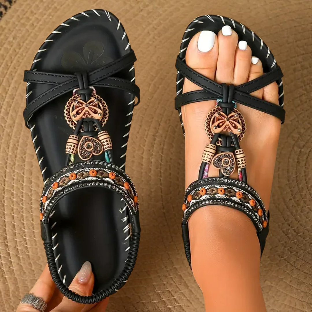 Hovira - Comfortabele Boheemse Platte Sandalen in Ibiza Chic Stijl
