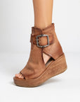 Kalyne - Dames wedge sandalen van suède met open teen en enkelbandje