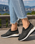 Azelisse - Dames instappers met strass en plateauzool