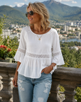 Evarielle - Damesblouse met kant en peplum met volantmouwen