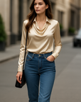 Laureline - Glimmende Blouse met Geplooide Kraag - Chic & Tijdloos