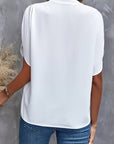 Kiana - Blouse Unicolore met Col en V