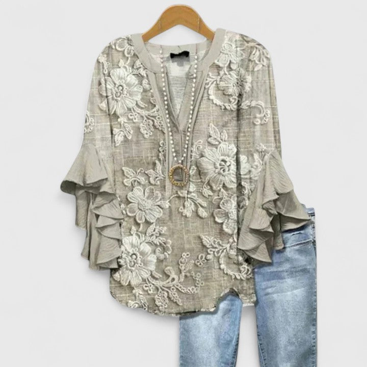 Myravelle - Damesblouse met bohemien print en elegante volantmouwen