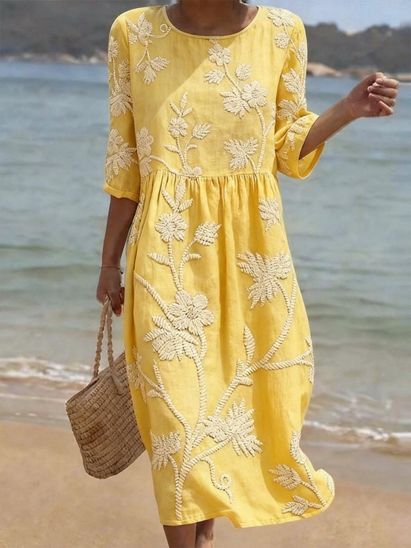 Delyth - Midi Vloeiende Broderie Jurk Vintage Elegantie