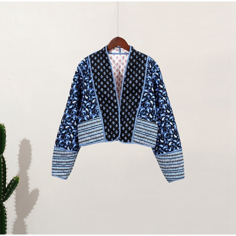 Mia- Twee Unieke Looks, één Stijl!