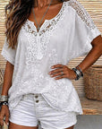 Cavoria - Witte blouse voor vrouwen met geborduurde kant