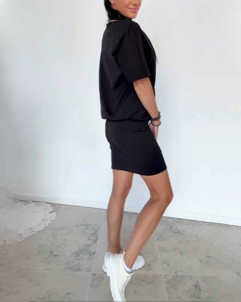 Demyra - Korte stretch jurk voor dames in zwart casual chic stijl