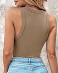 Ilyvera - Dames ribbed tanktop met geïntegreerde ondersteuning en flatterende pasvorm