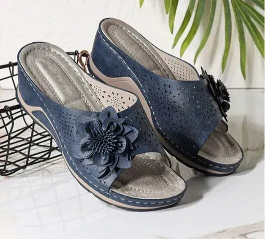 Gavrielle - Zachte Leren Sandalen Met Ondersteuning Voor De Voorkant