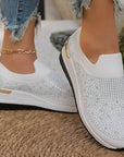 Azelisse - Dames instappers met strass en plateauzool