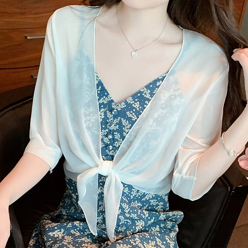Brynoria - Korte vrouwen top van transparant chiffon met strik aan de voorkant