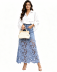 Helynora - Lange denim rok voor vrouwen met kanten bloemenrand